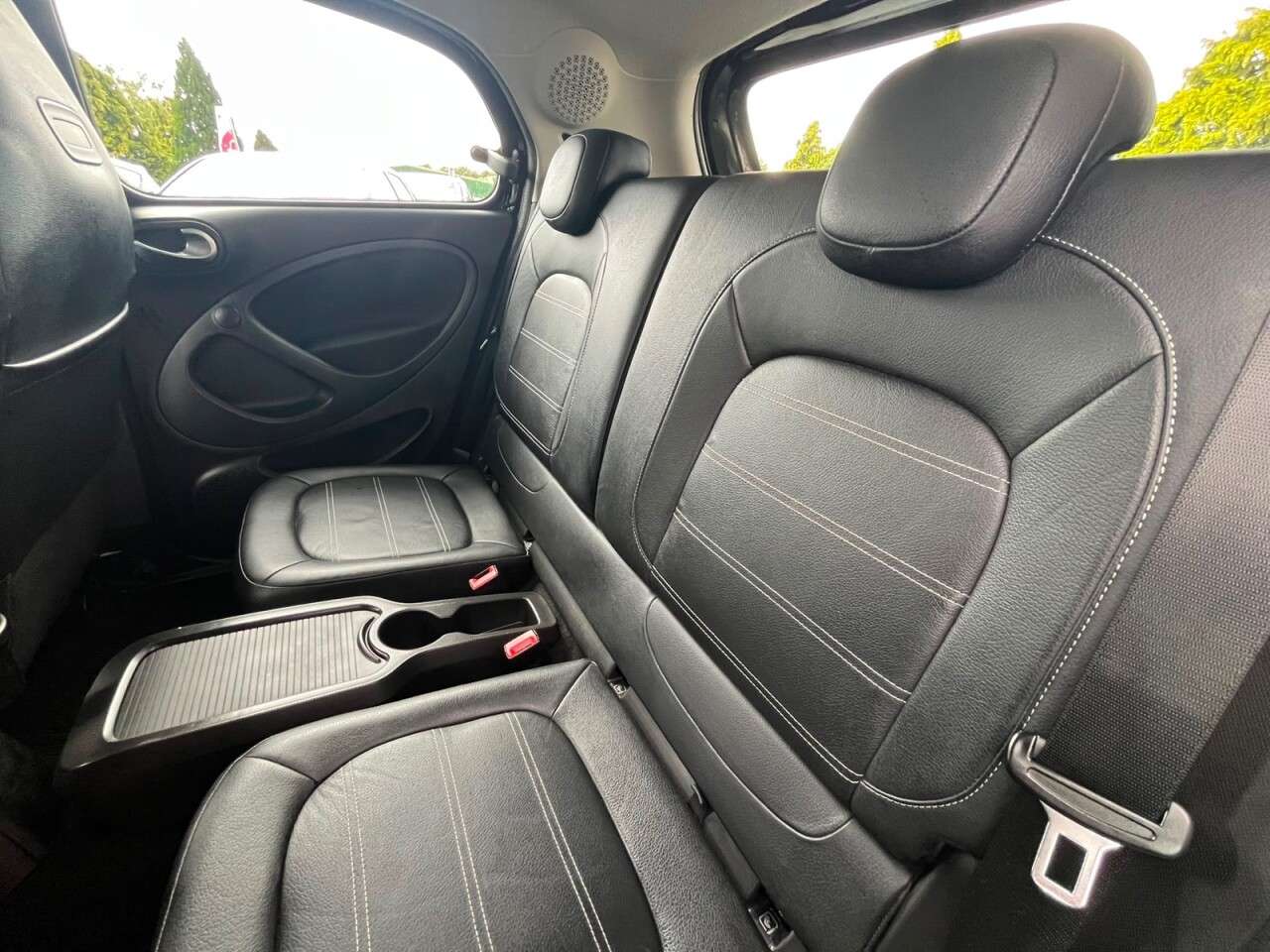 2017 SMART FORFOUR 2017 SMART FORFOUR