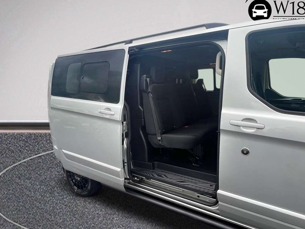 A 2023 FORD TRANSIT CUSTOM 2.0 320 EcoBlue Limited Crew Van Double Cab 5dr Diesel Manual L2 H1 Euro 6 A 2023 FORD TRANSIT CUSTOM 2.0 320 EcoBlue Limited Crew Van Double Cab 5dr Diesel Manual L2 H1 Euro 6