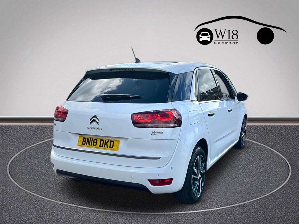 A 2018 CITROEN C4 PICASSO 1.6 BlueHDi Flair MPV 5dr Diesel Manual Euro 6 (s/s) (120 ps) A 2018 CITROEN C4 PICASSO 1.6 BlueHDi Flair MPV 5dr Diesel Manual Euro 6 (s/s) (120 ps)