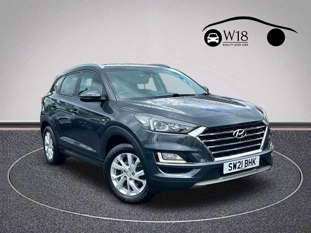 A 2021 HYUNDAI TUCSON 1.6 CRDi MHEV SE Nav SUV 5dr Diesel Hybrid Manual Euro 6 (s/s) (115 ps) A 2021 HYUNDAI TUCSON 1.6 CRDi MHEV SE Nav SUV 5dr Diesel Hybrid Manual Euro 6 (s/s) (115 ps)