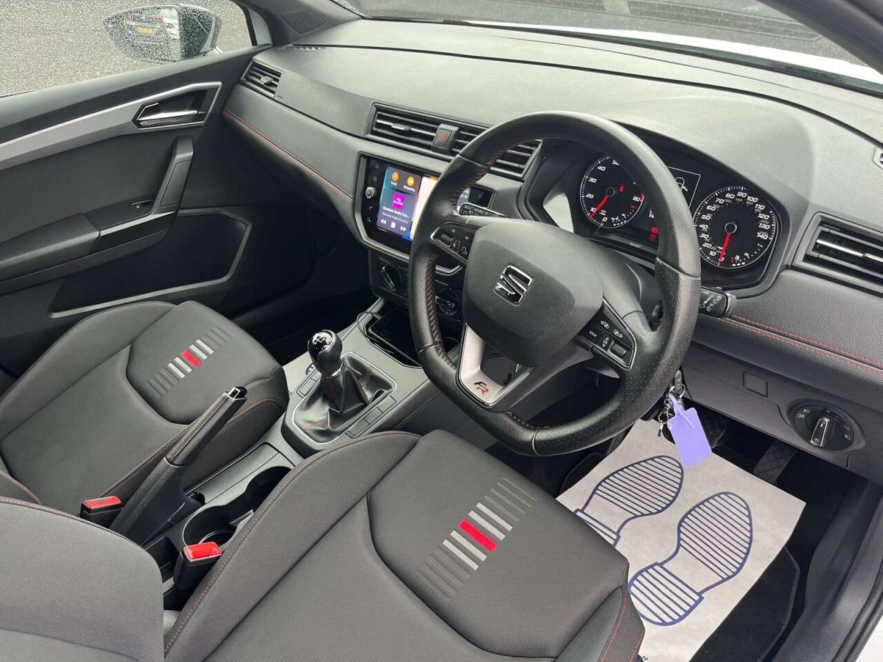A 2020 SEAT IBIZA 1.0 MPI FR Hatchback 5dr Petrol Manual Euro 6 (s/s) GPF (80 ps) A 2020 SEAT IBIZA 1.0 MPI FR Hatchback 5dr Petrol Manual Euro 6 (s/s) GPF (80 ps)