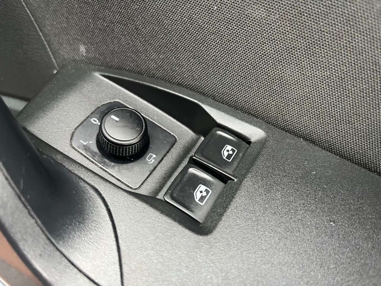 A 2020 SEAT IBIZA 1.0 MPI FR Hatchback 5dr Petrol Manual Euro 6 (s/s) GPF (80 ps) A 2020 SEAT IBIZA 1.0 MPI FR Hatchback 5dr Petrol Manual Euro 6 (s/s) GPF (80 ps)