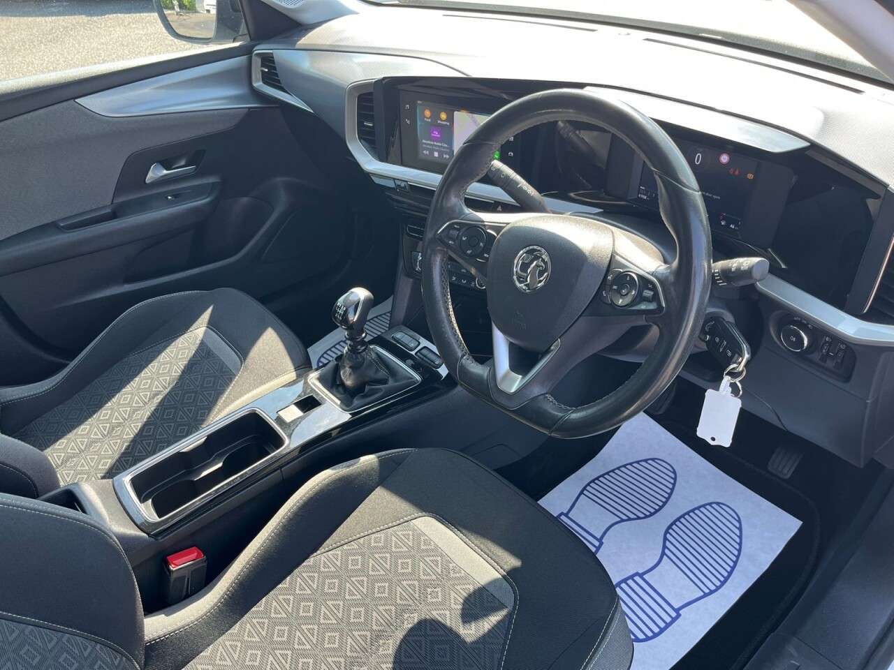 A 2021 VAUXHALL MOKKA 1.2 Turbo SE Edition SUV 5dr Petrol Manual Euro 6 (s/s) (100 ps) A 2021 VAUXHALL MOKKA 1.2 Turbo SE Edition SUV 5dr Petrol Manual Euro 6 (s/s) (100 ps)