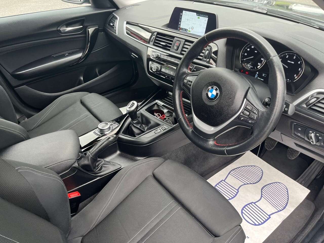 A 2019 BMW 1 SERIES 2.0 118d Sport Hatchback 5dr Diesel Manual Euro 6 (s/s) (150 ps) A 2019 BMW 1 SERIES 2.0 118d Sport Hatchback 5dr Diesel Manual Euro 6 (s/s) (150 ps)