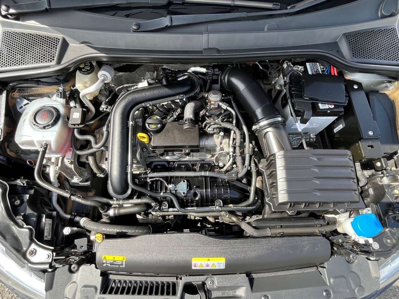 A 2021 SEAT IBIZA 1.0 TSI FR Hatchback 5dr Petrol Manual Euro 6 (s/s) (110 ps) A 2021 SEAT IBIZA 1.0 TSI FR Hatchback 5dr Petrol Manual Euro 6 (s/s) (110 ps)