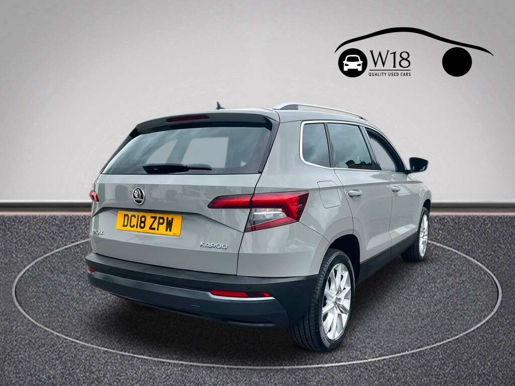 A 2018 SKODA KAROQ 1.6 TDI SE L SUV 5dr Diesel Manual Euro 6 (s/s) (115 ps) A 2018 SKODA KAROQ 1.6 TDI SE L SUV 5dr Diesel Manual Euro 6 (s/s) (115 ps)