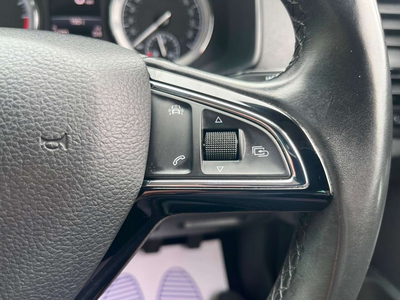 2018 SKODA KAROQ 2018 SKODA KAROQ