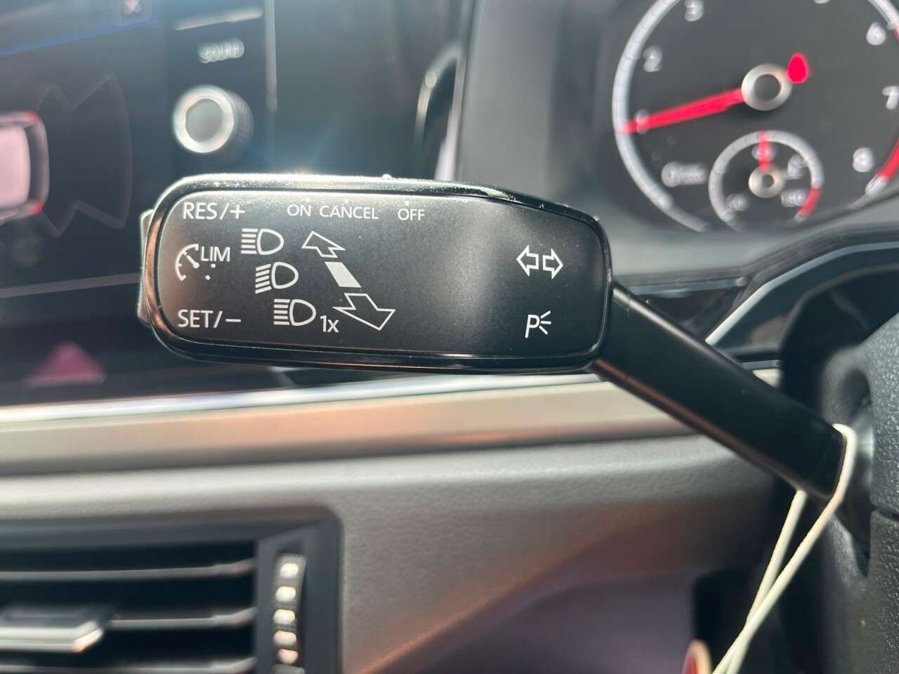 2018 VOLKSWAGEN POLO 2018 VOLKSWAGEN POLO