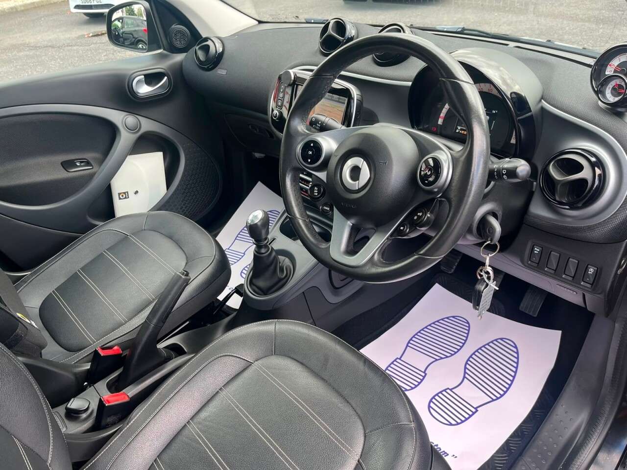 2017 SMART FORFOUR 2017 SMART FORFOUR