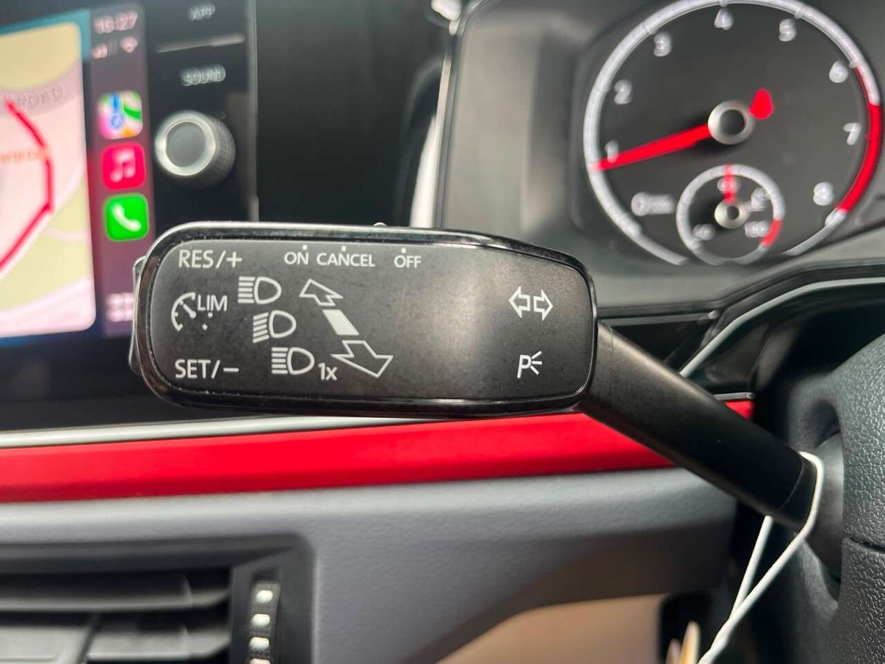 2019 VOLKSWAGEN POLO 2019 VOLKSWAGEN POLO