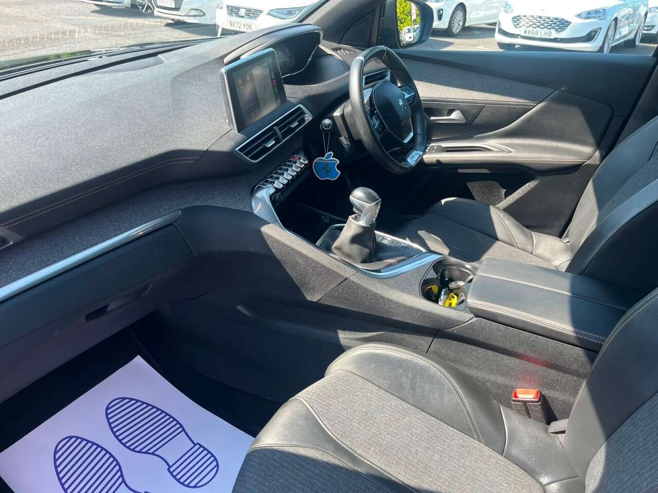 2019 PEUGEOT 3008 2019 PEUGEOT 3008
