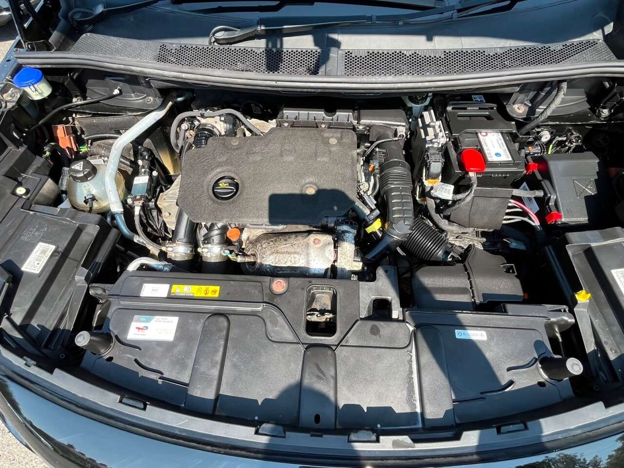 2019 PEUGEOT 3008 2019 PEUGEOT 3008