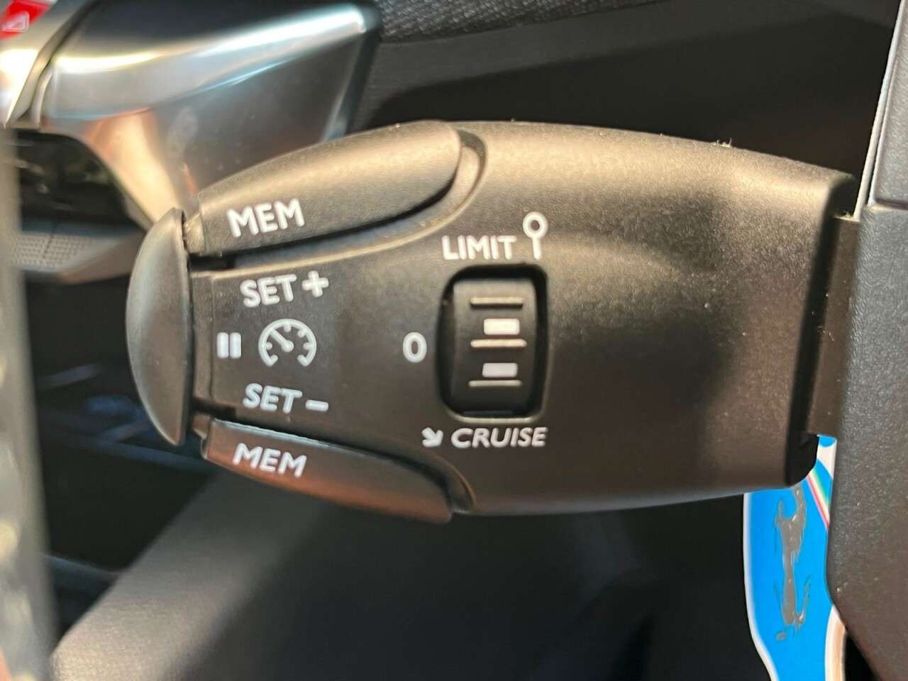 2019 PEUGEOT 3008 2019 PEUGEOT 3008