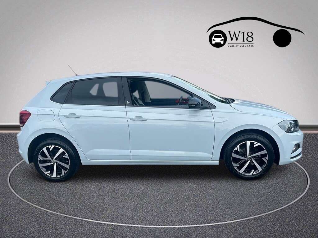 A 2020 VOLKSWAGEN POLO 1.0 TSI GPF beats Hatchback 5dr Petrol Manual Euro 6 (s/s) (95 ps) A 2020 VOLKSWAGEN POLO 1.0 TSI GPF beats Hatchback 5dr Petrol Manual Euro 6 (s/s) (95 ps)