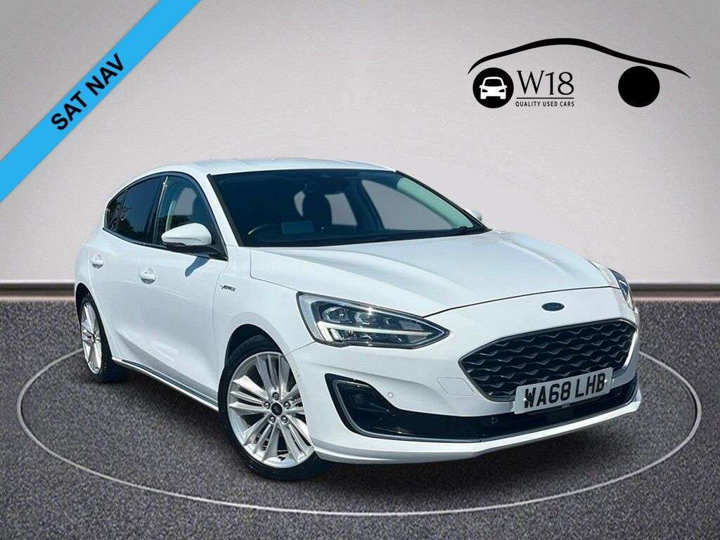 A 2019 FORD FOCUS 1.0T EcoBoost Vignale Hatchback 5dr Petrol Manual Euro 6 (s/s) (125 ps) A 2019 FORD FOCUS 1.0T EcoBoost Vignale Hatchback 5dr Petrol Manual Euro 6 (s/s) (125 ps)