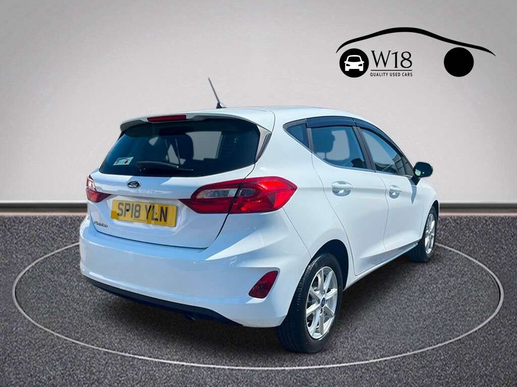 A 2018 FORD FIESTA 1.1 Ti-VCT Zetec Hatchback 5dr Petrol Manual Euro 6 (s/s) (85 ps) A 2018 FORD FIESTA 1.1 Ti-VCT Zetec Hatchback 5dr Petrol Manual Euro 6 (s/s) (85 ps)