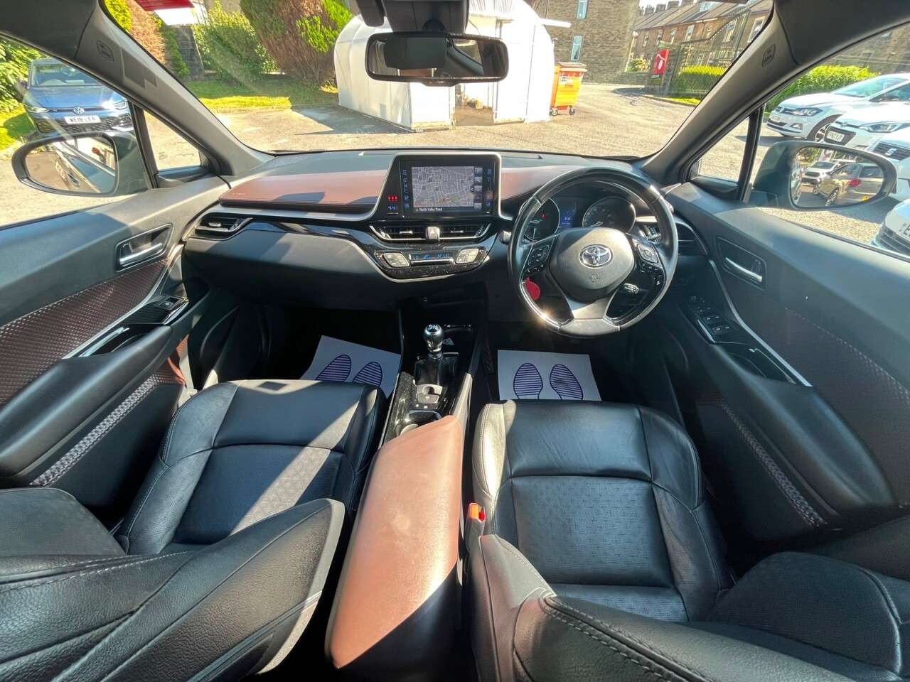 2018 TOYOTA C-HR 2018 TOYOTA C-HR