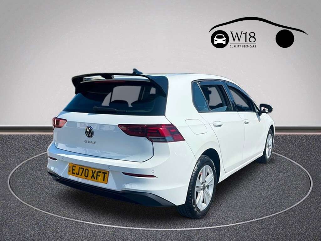 A 2020 VOLKSWAGEN GOLF 1.0 TSI Life Hatchback 5dr Petrol Manual Euro 6 (s/s) (110 ps) A 2020 VOLKSWAGEN GOLF 1.0 TSI Life Hatchback 5dr Petrol Manual Euro 6 (s/s) (110 ps)