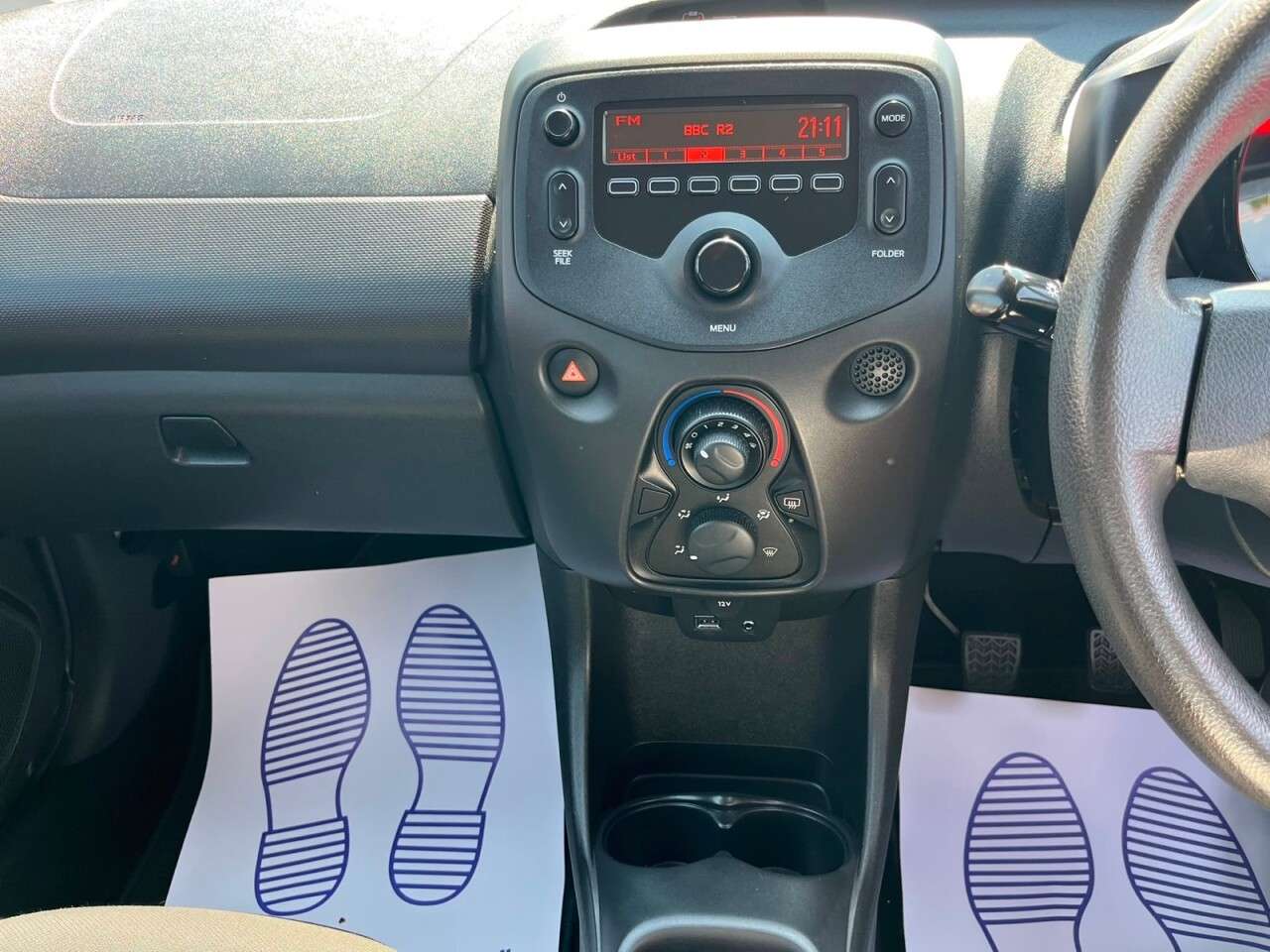 2016 TOYOTA AYGO 2016 TOYOTA AYGO