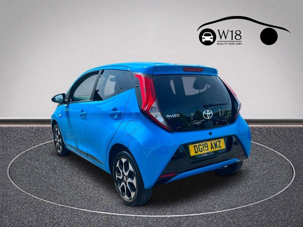2019 TOYOTA AYGO 2019 TOYOTA AYGO