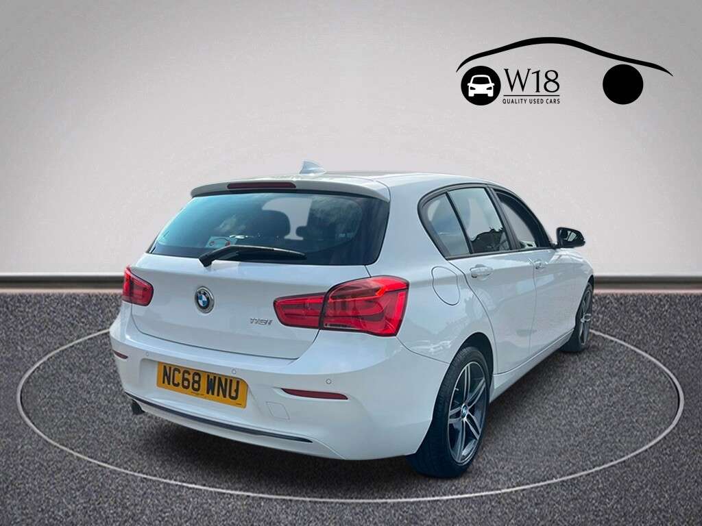 A 2019 BMW 1 SERIES 1.5 118i Sport Hatchback 5dr Petrol Manual Euro 6 (s/s) (136 ps) A 2019 BMW 1 SERIES 1.5 118i Sport Hatchback 5dr Petrol Manual Euro 6 (s/s) (136 ps)