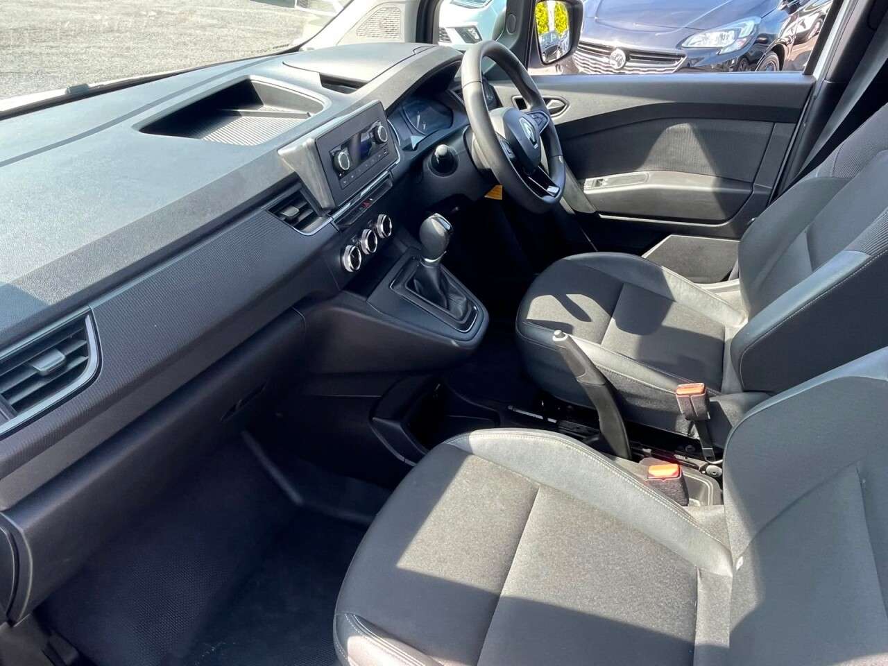 2024 RENAULT KANGOO 2024 RENAULT KANGOO