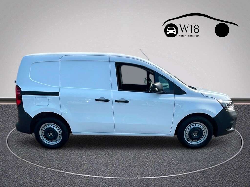 A 2024 RENAULT KANGOO E-Tech ML19 45kWh Start Panel Van 6dr Electric Auto MWB (120 ps) A 2024 RENAULT KANGOO E-Tech ML19 45kWh Start Panel Van 6dr Electric Auto MWB (120 ps)