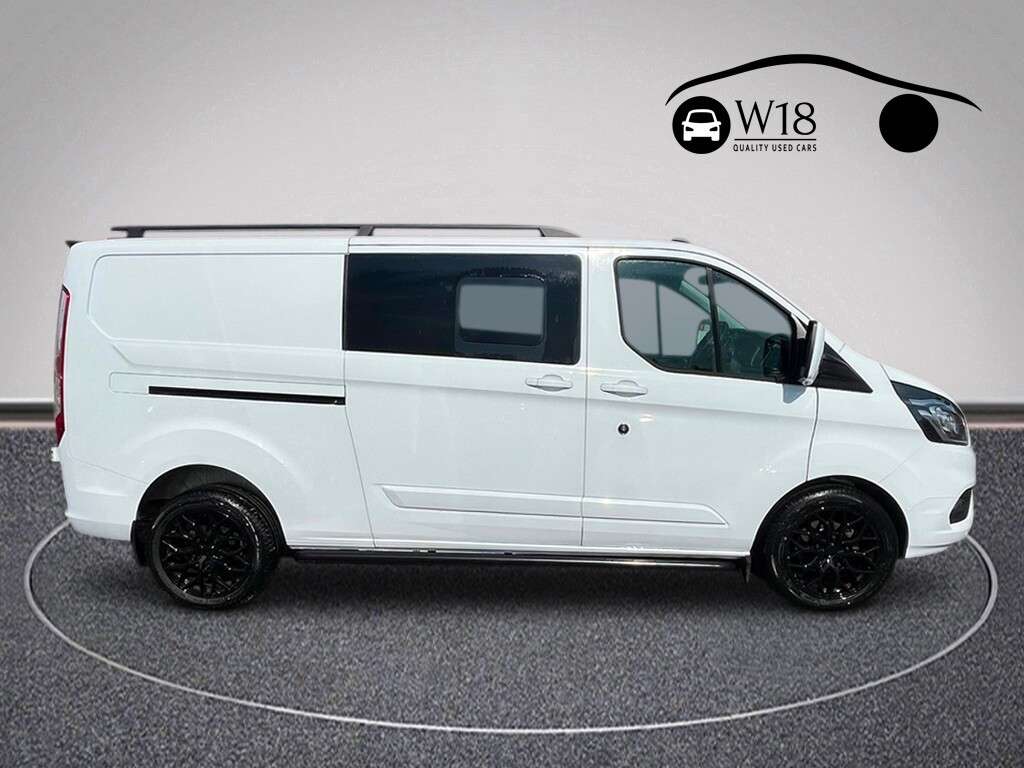 A 2023 FORD TRANSIT CUSTOM 2.0 320 EcoBlue Limited Crew Van Double Cab 5dr Diesel Manual L2 H1 Euro 6 A 2023 FORD TRANSIT CUSTOM 2.0 320 EcoBlue Limited Crew Van Double Cab 5dr Diesel Manual L2 H1 Euro 6