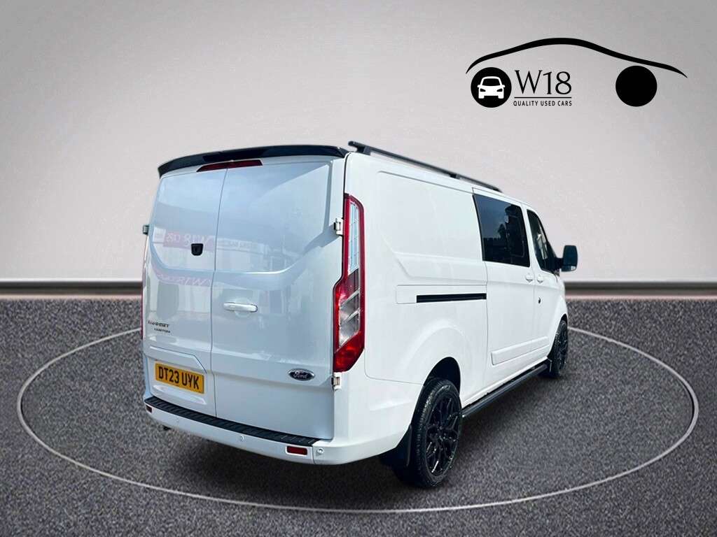A 2023 FORD TRANSIT CUSTOM 2.0 320 EcoBlue Limited Crew Van Double Cab 5dr Diesel Manual L2 H1 Euro 6 A 2023 FORD TRANSIT CUSTOM 2.0 320 EcoBlue Limited Crew Van Double Cab 5dr Diesel Manual L2 H1 Euro 6