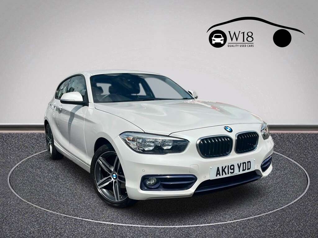 A 2019 BMW 1 SERIES 1.5 118i GPF Sport Hatchback 3dr Petrol Manual Euro 6 (s/s) (136 ps) A 2019 BMW 1 SERIES 1.5 118i GPF Sport Hatchback 3dr Petrol Manual Euro 6 (s/s) (136 ps)