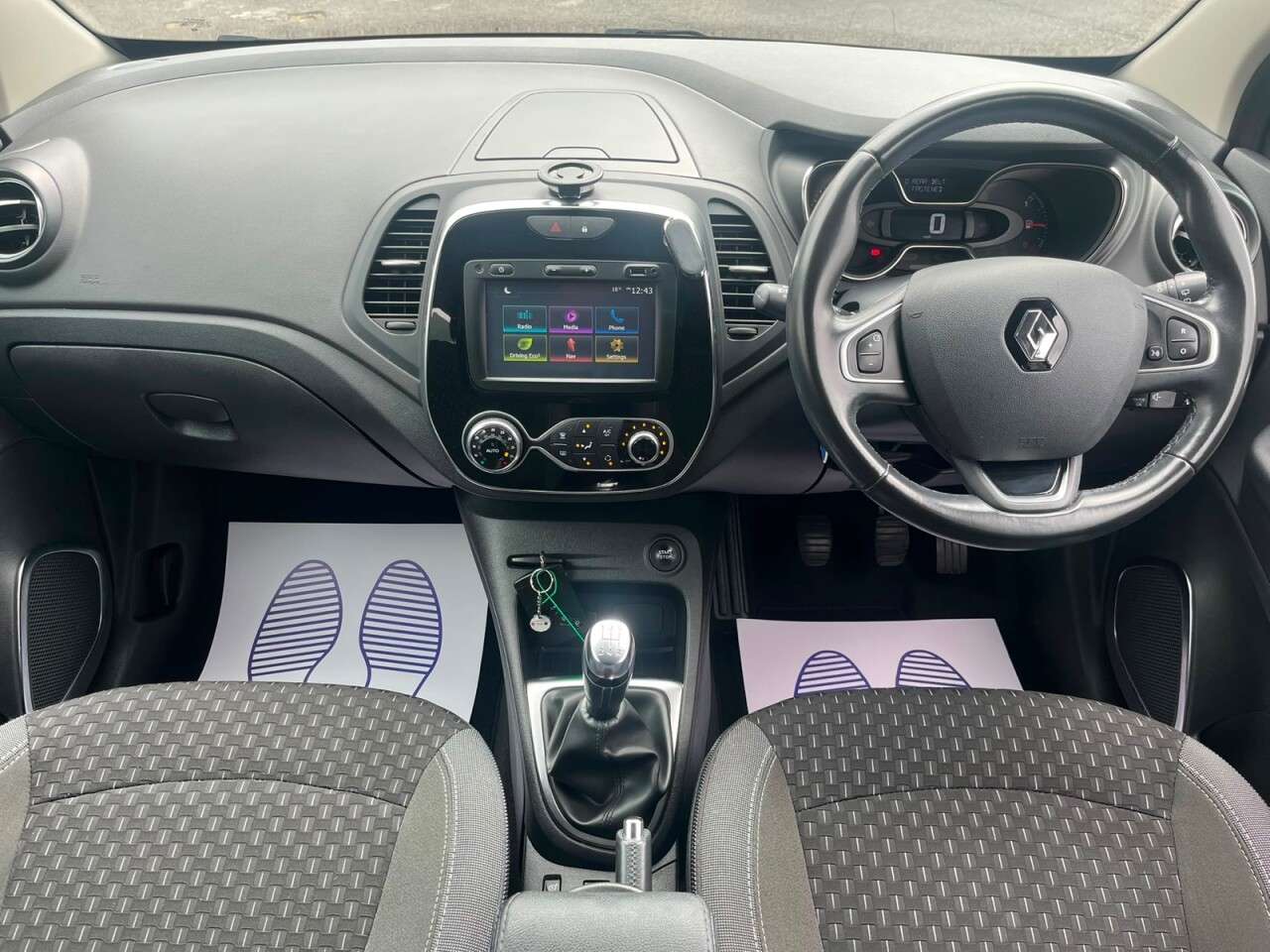 2017 RENAULT CAPTUR 2017 RENAULT CAPTUR