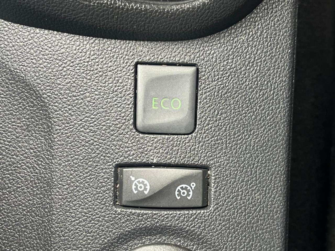 2019 RENAULT CAPTUR 2019 RENAULT CAPTUR