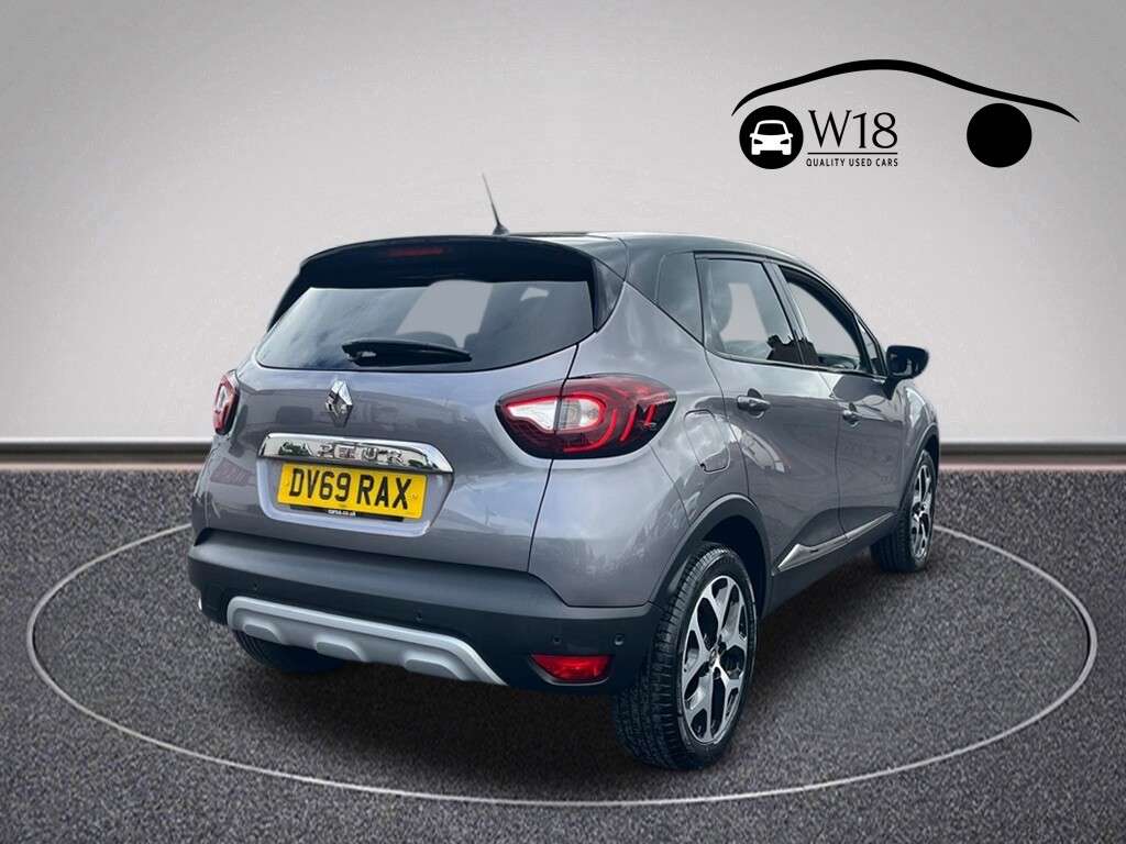 A 2019 RENAULT CAPTUR 0.9 TCe ENERGY GT Line SUV 5dr Petrol Manual Euro 6 (s/s) (90 ps) A 2019 RENAULT CAPTUR 0.9 TCe ENERGY GT Line SUV 5dr Petrol Manual Euro 6 (s/s) (90 ps)