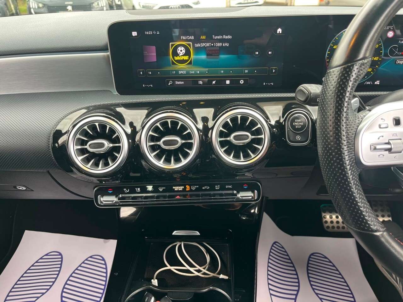 2019 MERCEDES-BENZ A CLASS 2019 MERCEDES-BENZ A CLASS