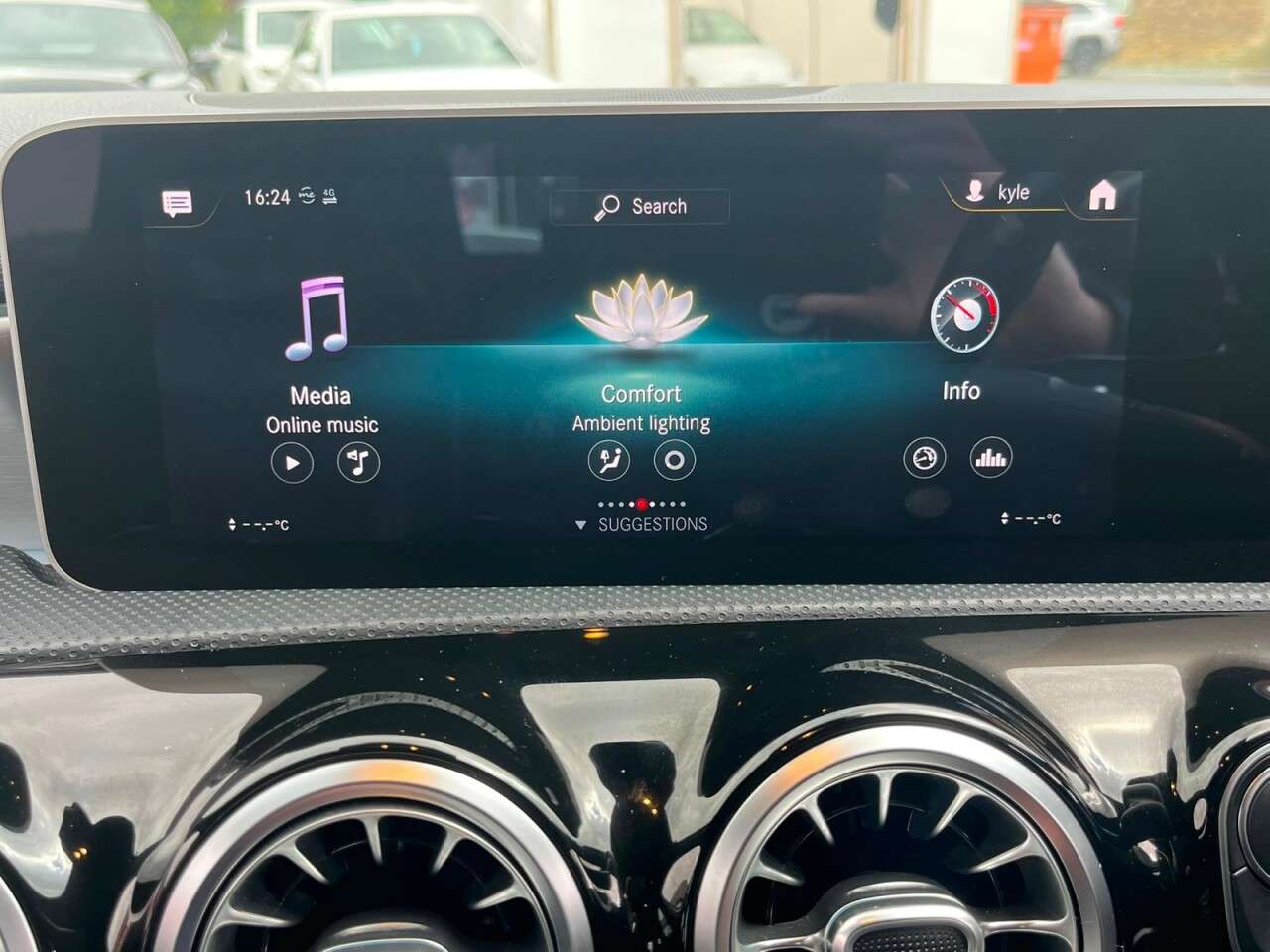 2019 MERCEDES-BENZ A CLASS 2019 MERCEDES-BENZ A CLASS