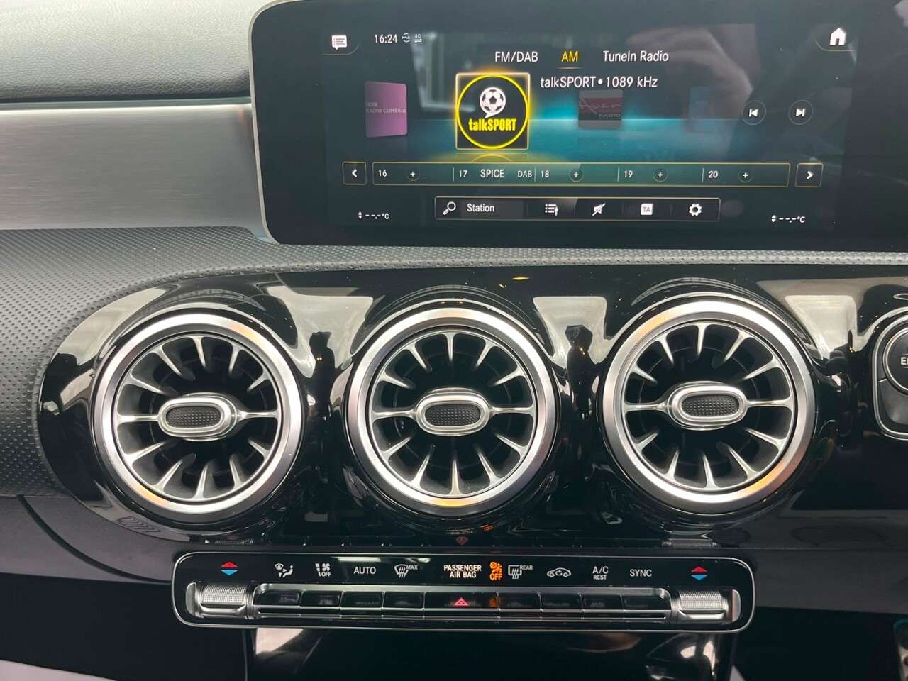 2019 MERCEDES-BENZ A CLASS 2019 MERCEDES-BENZ A CLASS