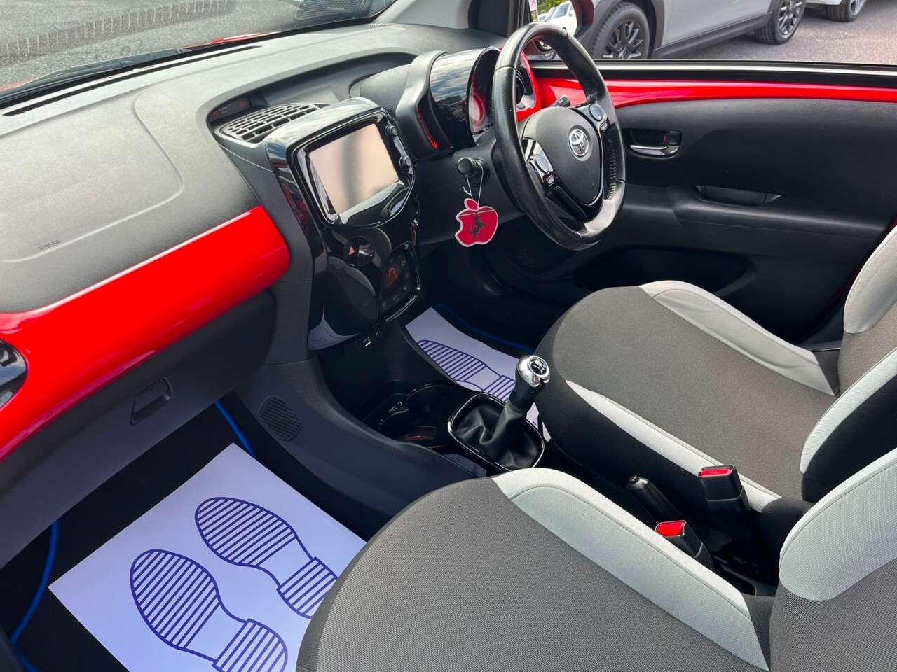 2017 TOYOTA AYGO 2017 TOYOTA AYGO
