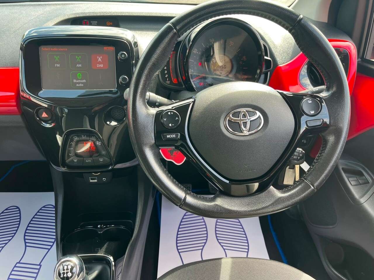 2017 TOYOTA AYGO 2017 TOYOTA AYGO