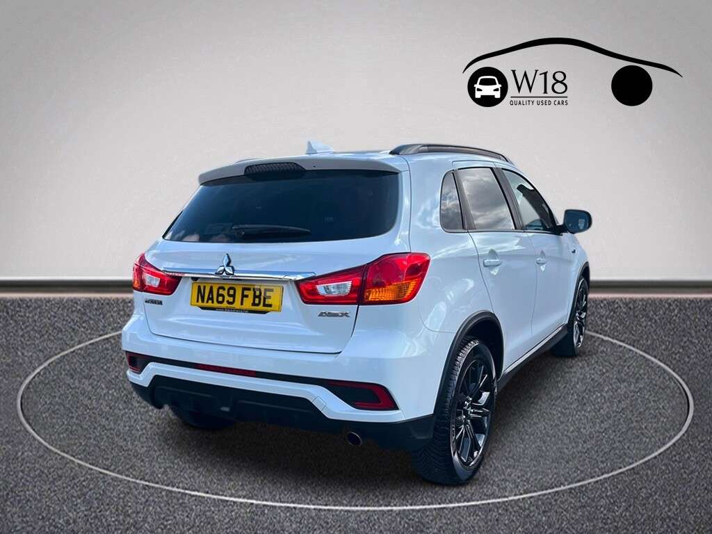 A 2020 MITSUBISHI ASX 1.6 Black SUV 5dr Petrol Manual Euro 6 (117 ps) A 2020 MITSUBISHI ASX 1.6 Black SUV 5dr Petrol Manual Euro 6 (117 ps)