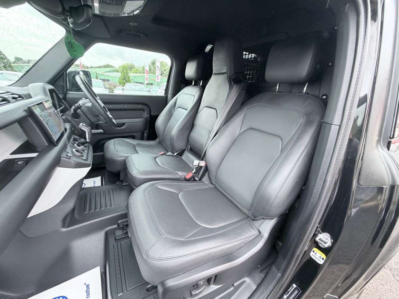 2025 LAND ROVER DEFENDER 90 2025 LAND ROVER DEFENDER 90