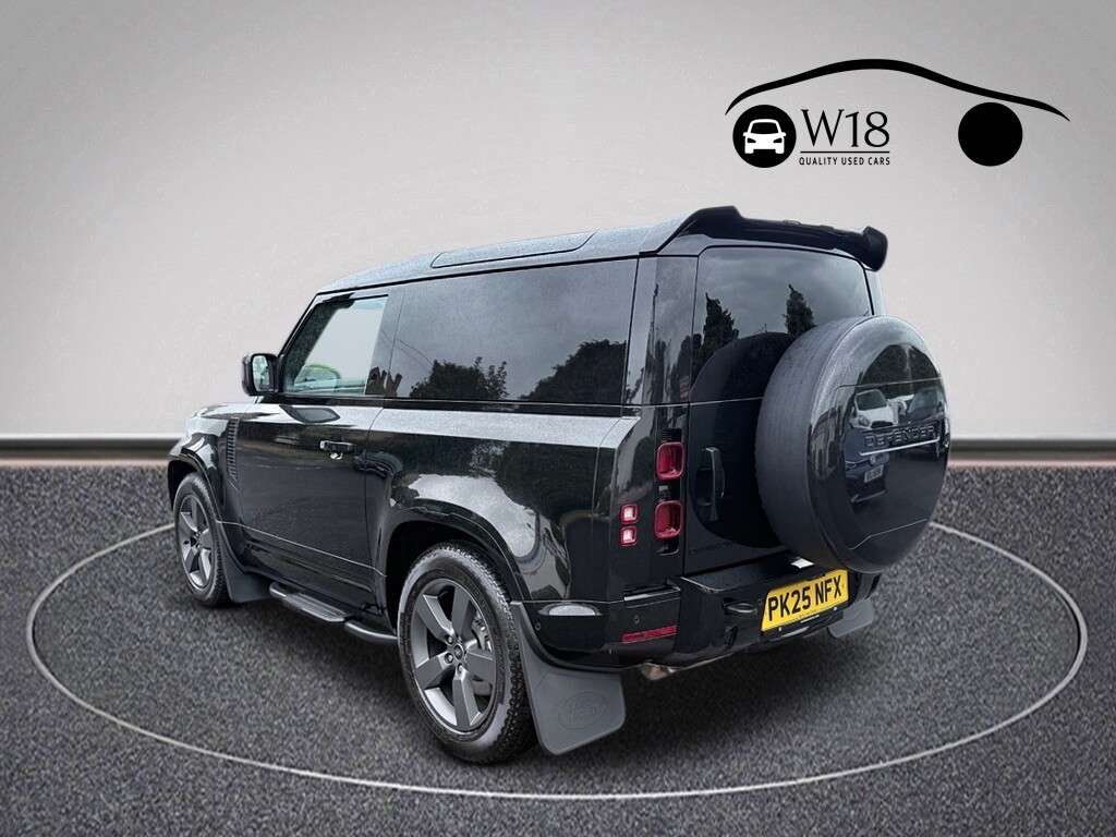 2025 LAND ROVER DEFENDER 90 2025 LAND ROVER DEFENDER 90