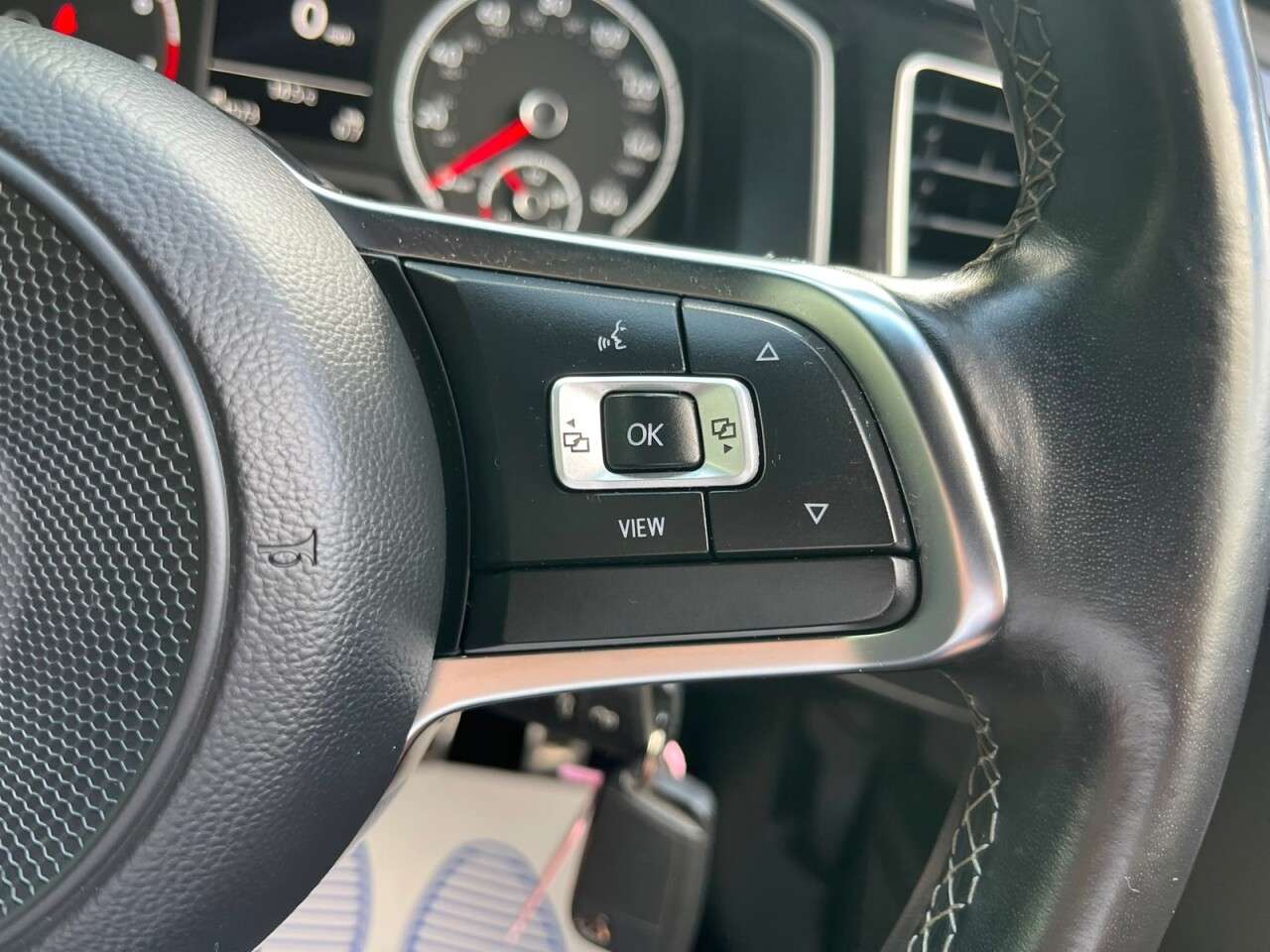 2019 VOLKSWAGEN POLO 2019 VOLKSWAGEN POLO