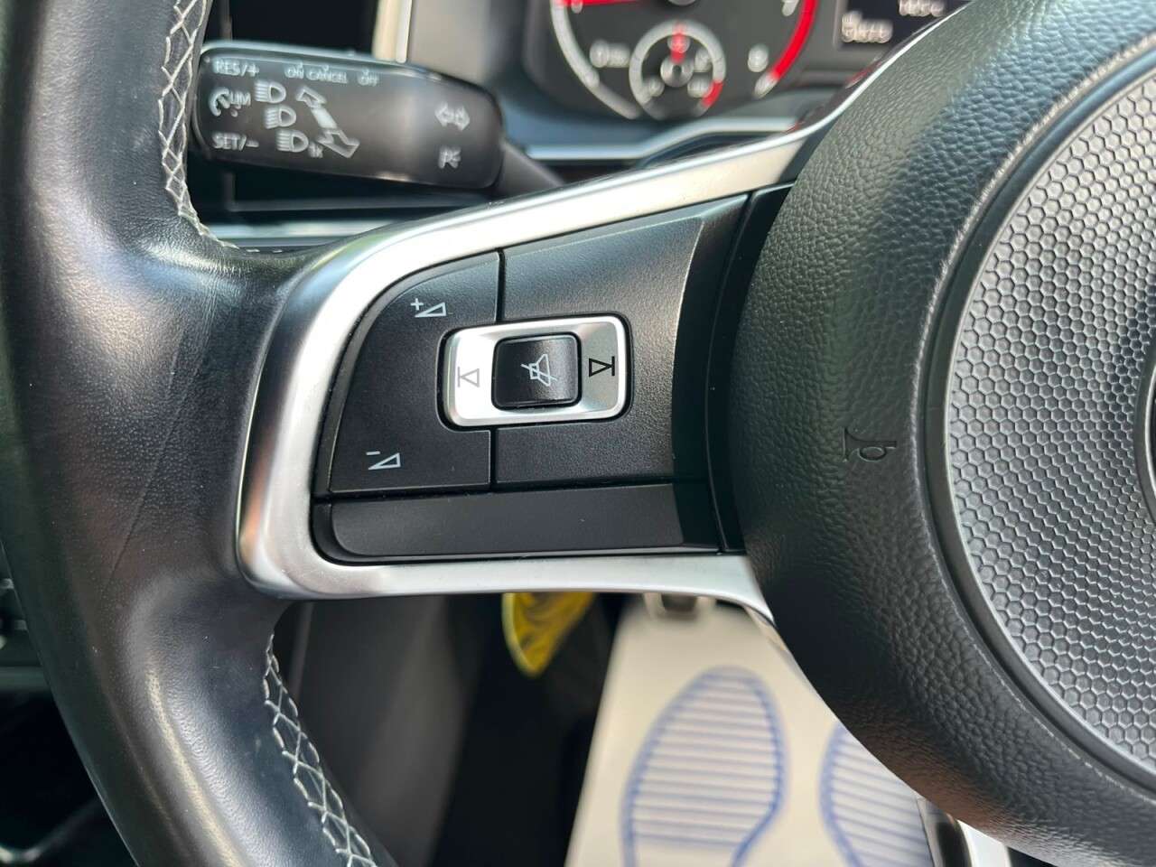 2019 VOLKSWAGEN POLO 2019 VOLKSWAGEN POLO