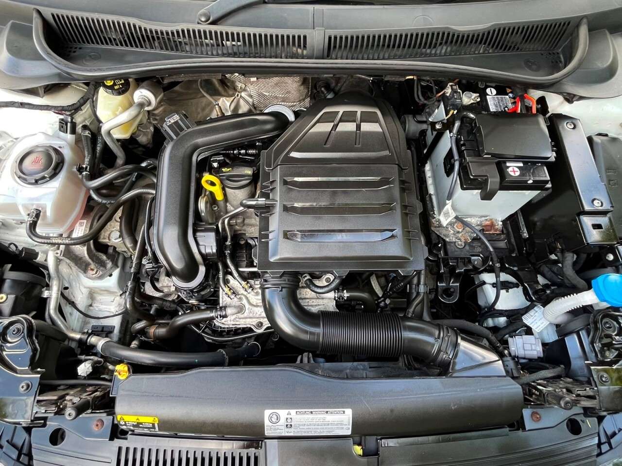 2019 VOLKSWAGEN POLO 2019 VOLKSWAGEN POLO