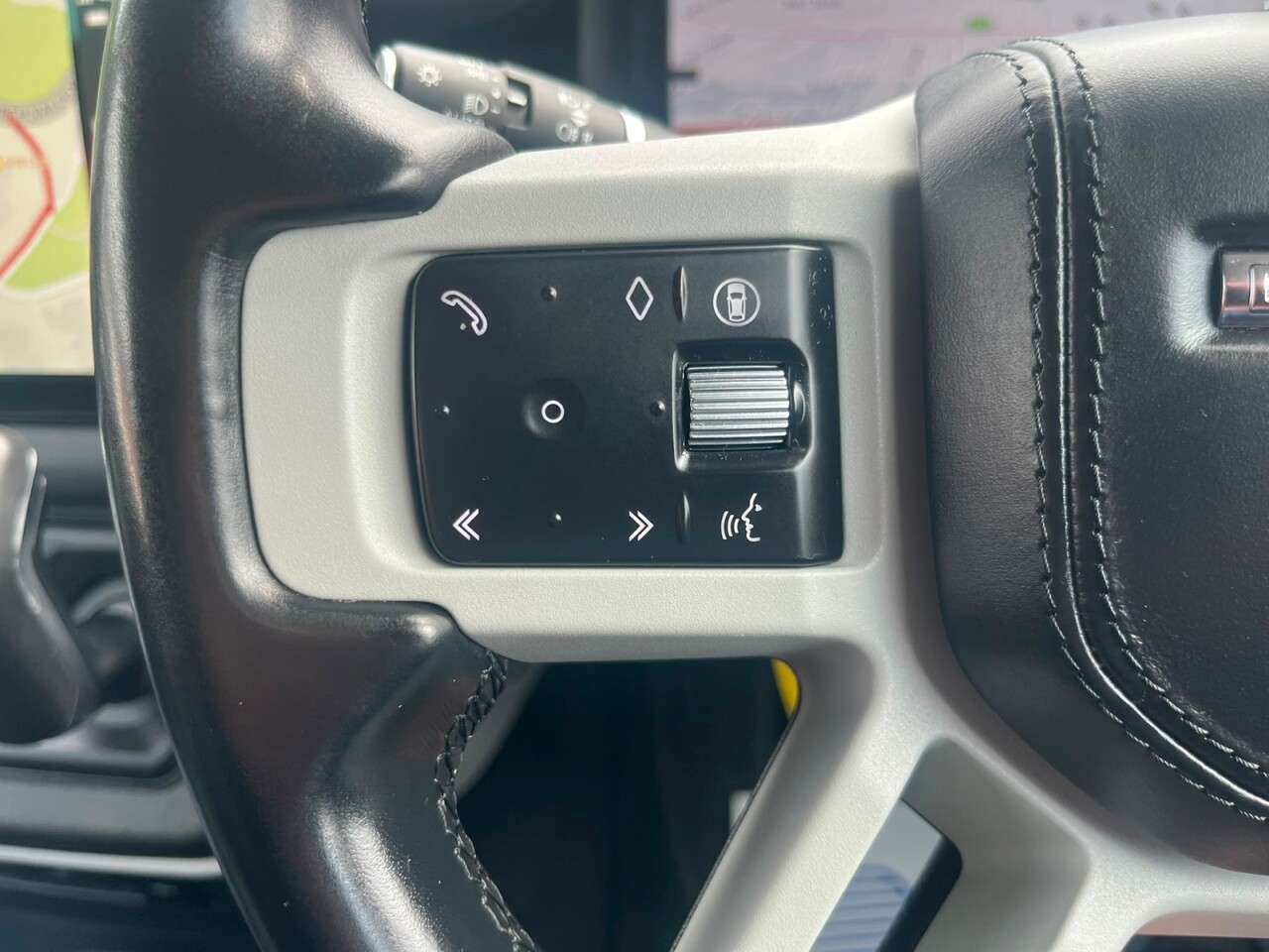 2024 LAND ROVER DEFENDER 90 2024 LAND ROVER DEFENDER 90