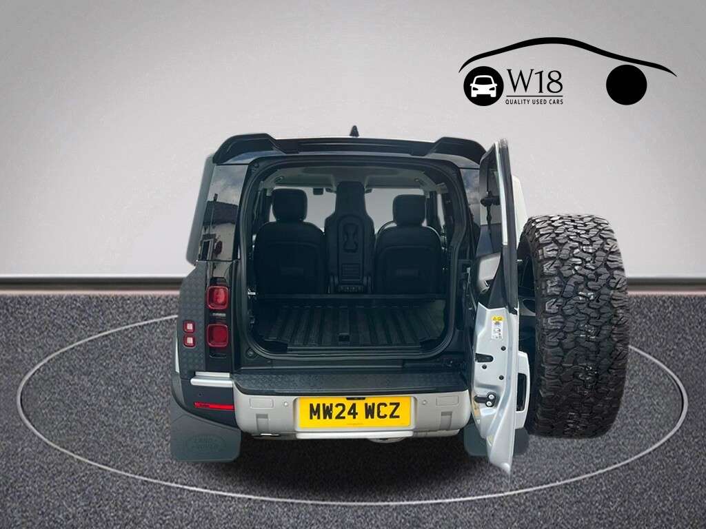 2024 LAND ROVER DEFENDER 90 2024 LAND ROVER DEFENDER 90