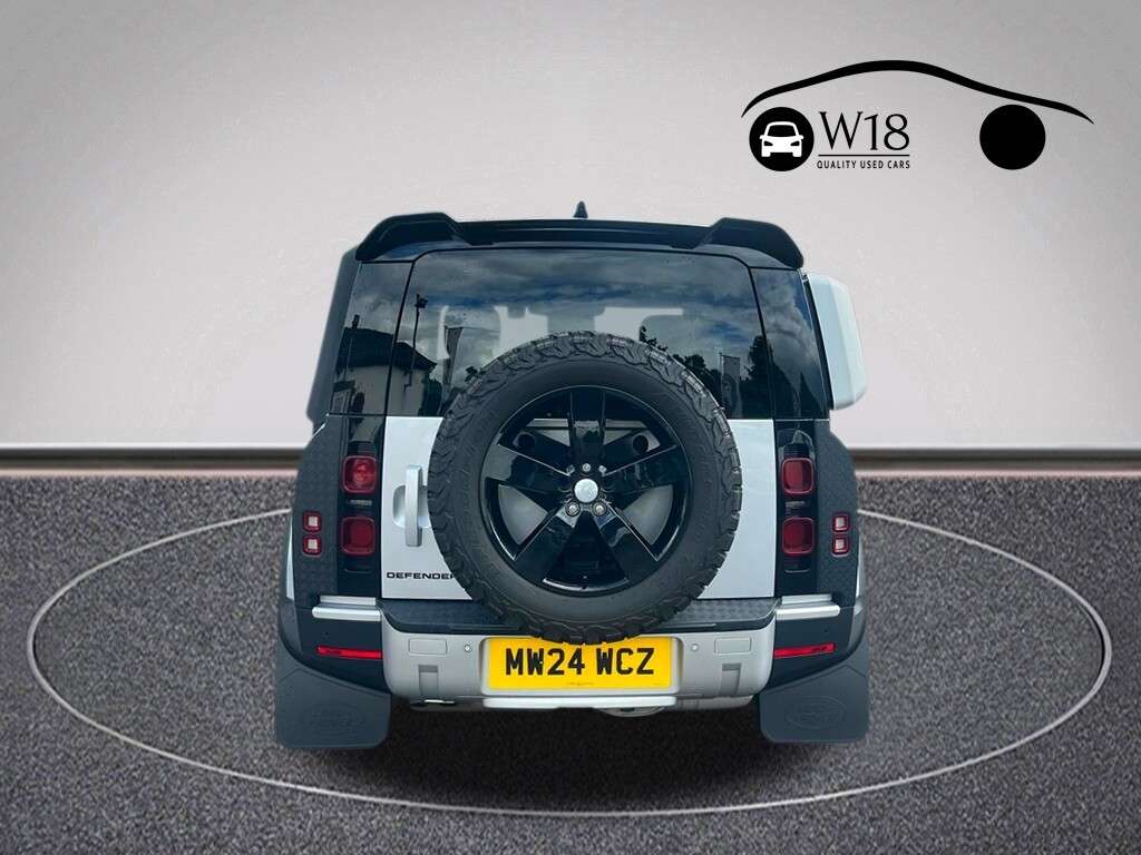 2024 LAND ROVER DEFENDER 90 2024 LAND ROVER DEFENDER 90