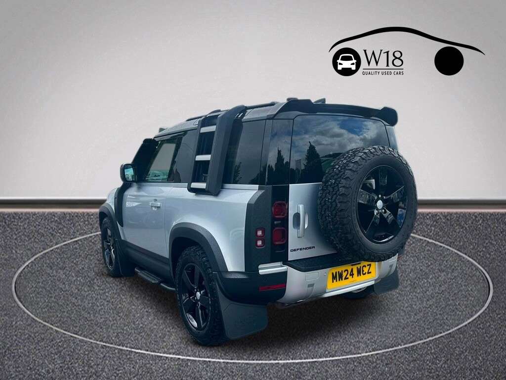 2024 LAND ROVER DEFENDER 90 2024 LAND ROVER DEFENDER 90