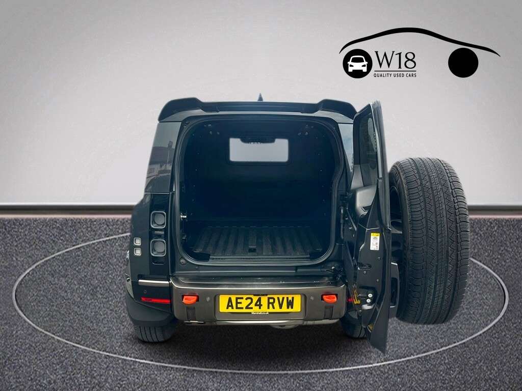 2024 LAND ROVER DEFENDER 90 2024 LAND ROVER DEFENDER 90
