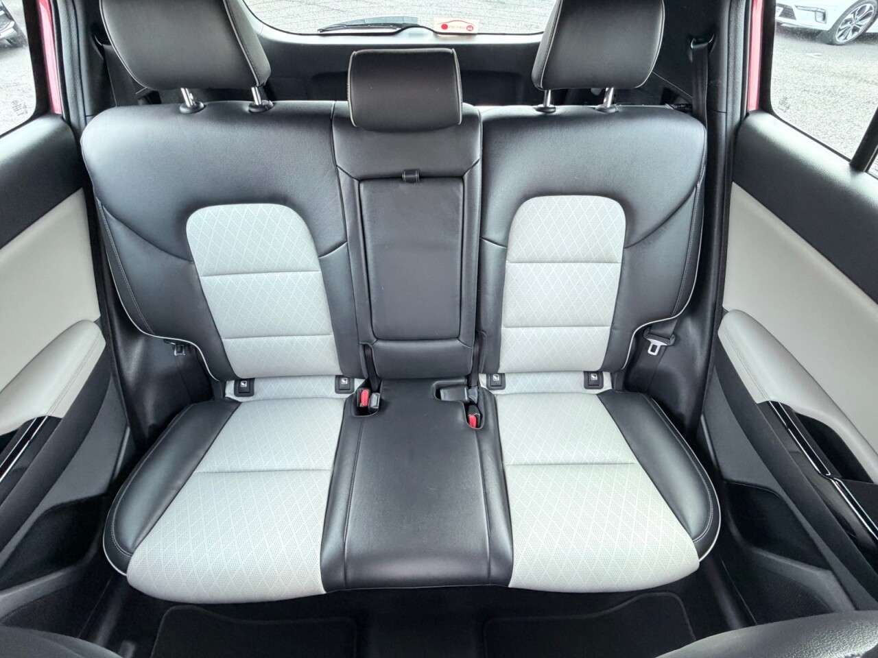 2018 KIA SPORTAGE 2018 KIA SPORTAGE